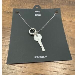MNG Selection Key Silver Tone Ring Pendant Statement Necklace Women's NWT